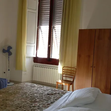 Veronique Hostel Florencja
