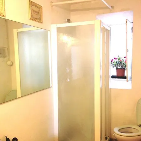 Hostel Veronique